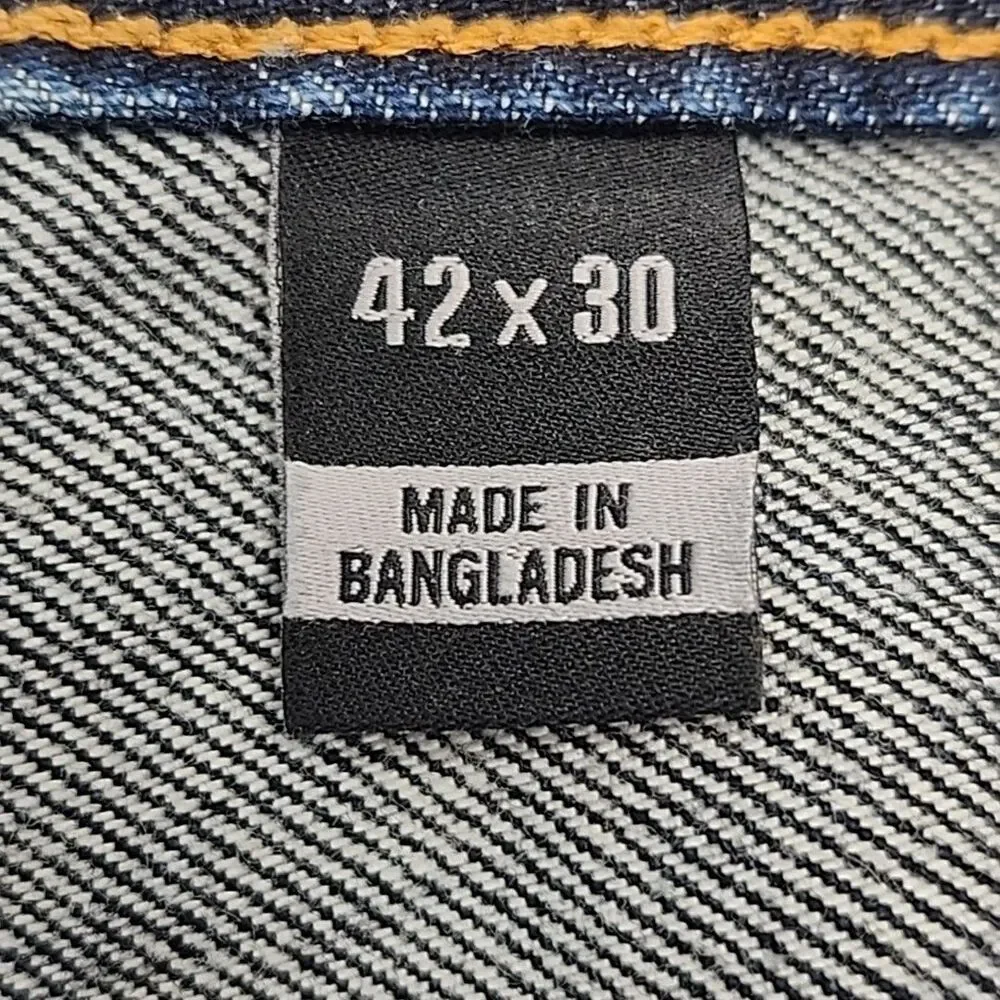 Carhartt Jeans Men Size 42 x 30 Relaxed Fit Dark Wash Cotton Blue Denim BD5119